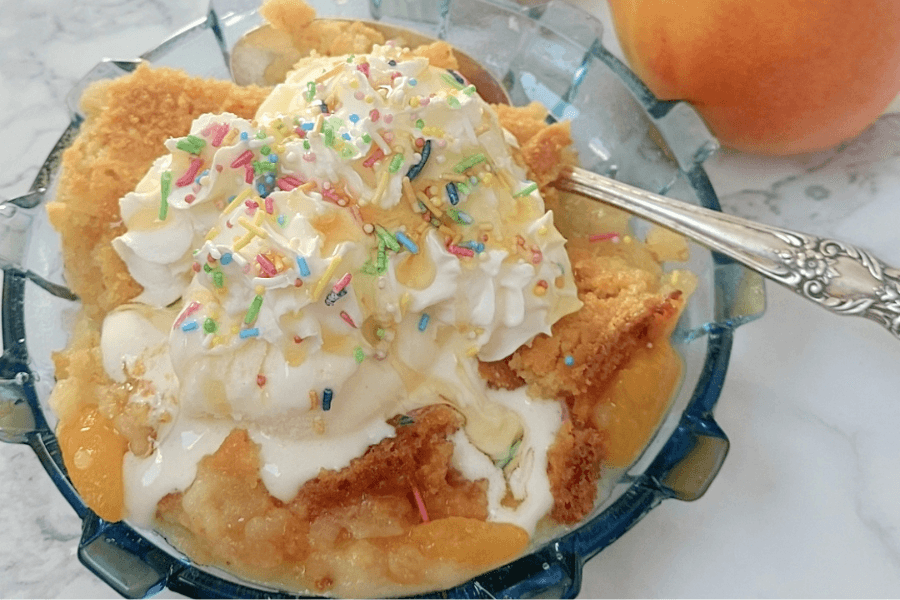 baked peach cobbler