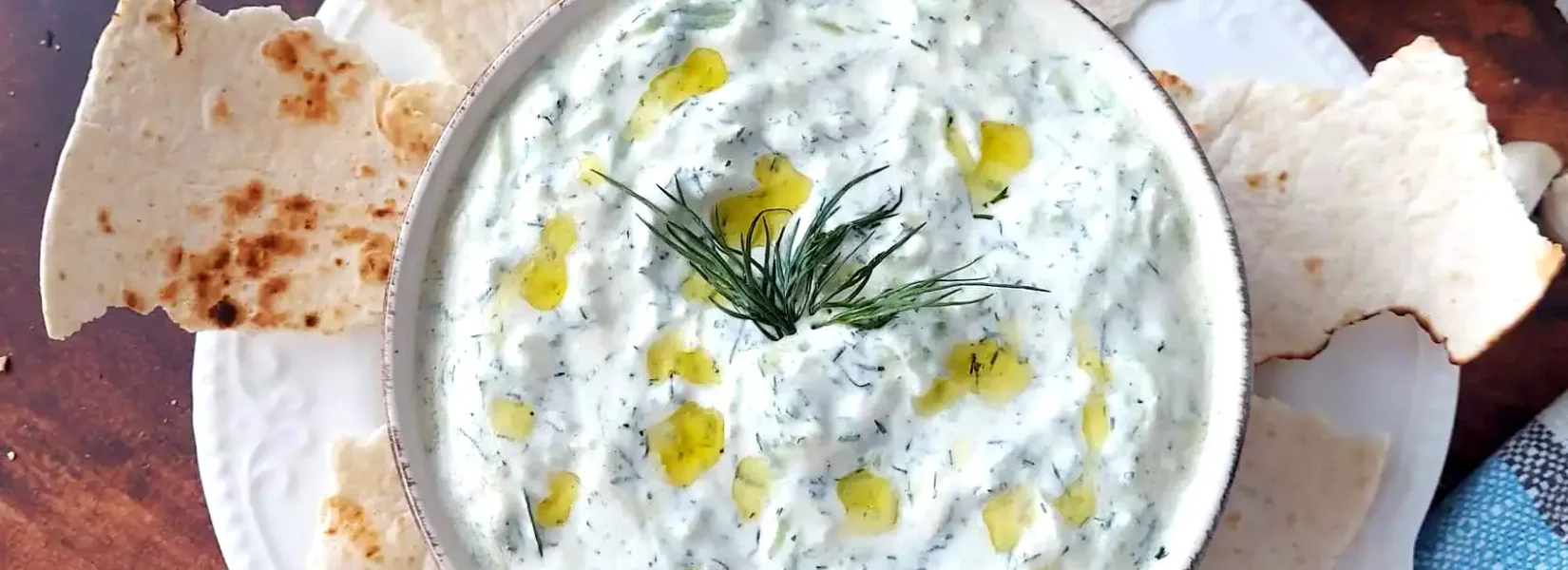 Healthy Tzatziki Sauce Recipe (Easy & Authentic)