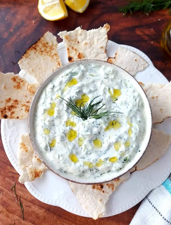 HEALTHY TZATZIKI SAUCE RECIPE