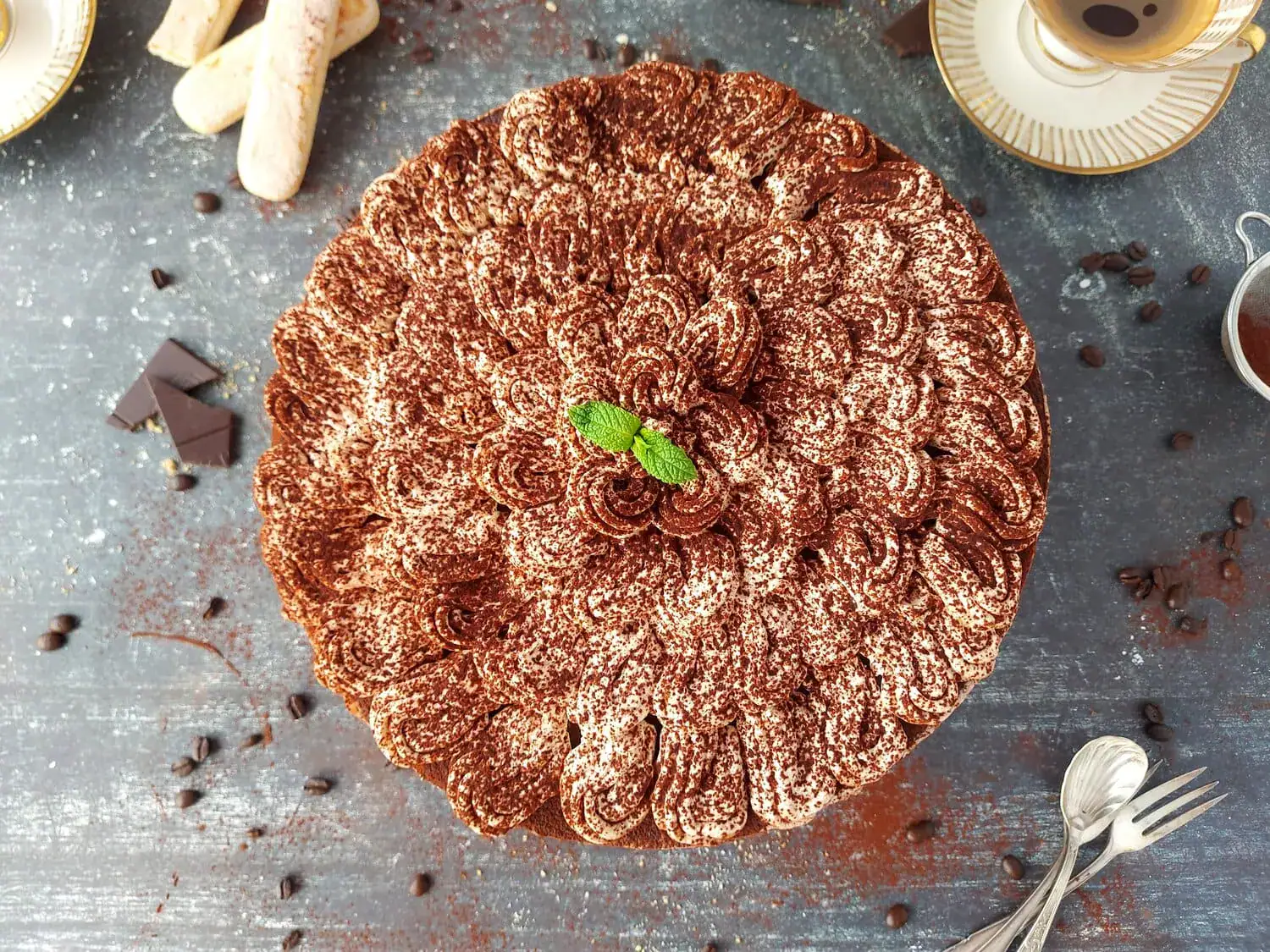 NO BAKE TIRAMISU CHEESECAKE