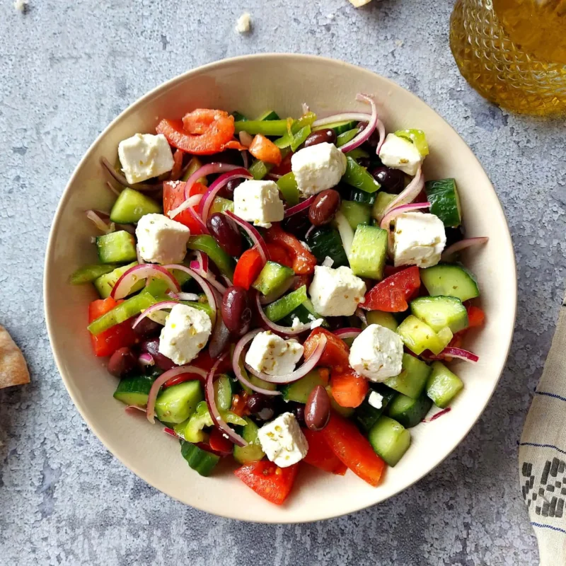 HOMEMADE GREEK SALAD