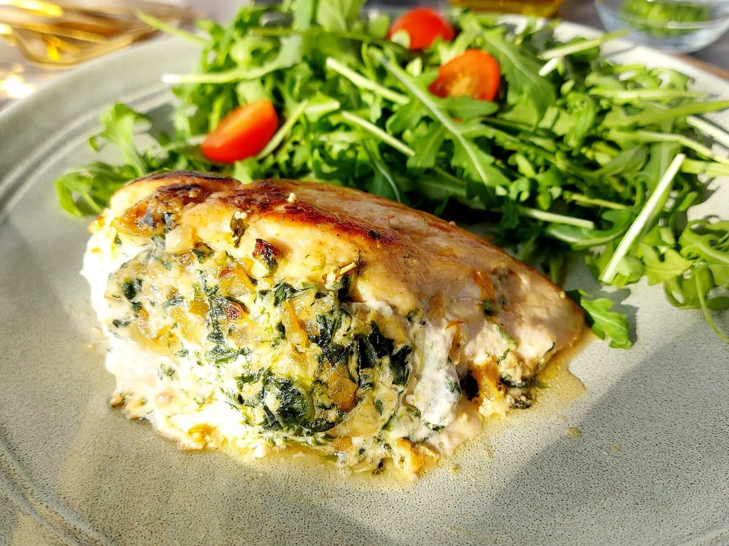 spinach and ricotta stuffed chicken breast