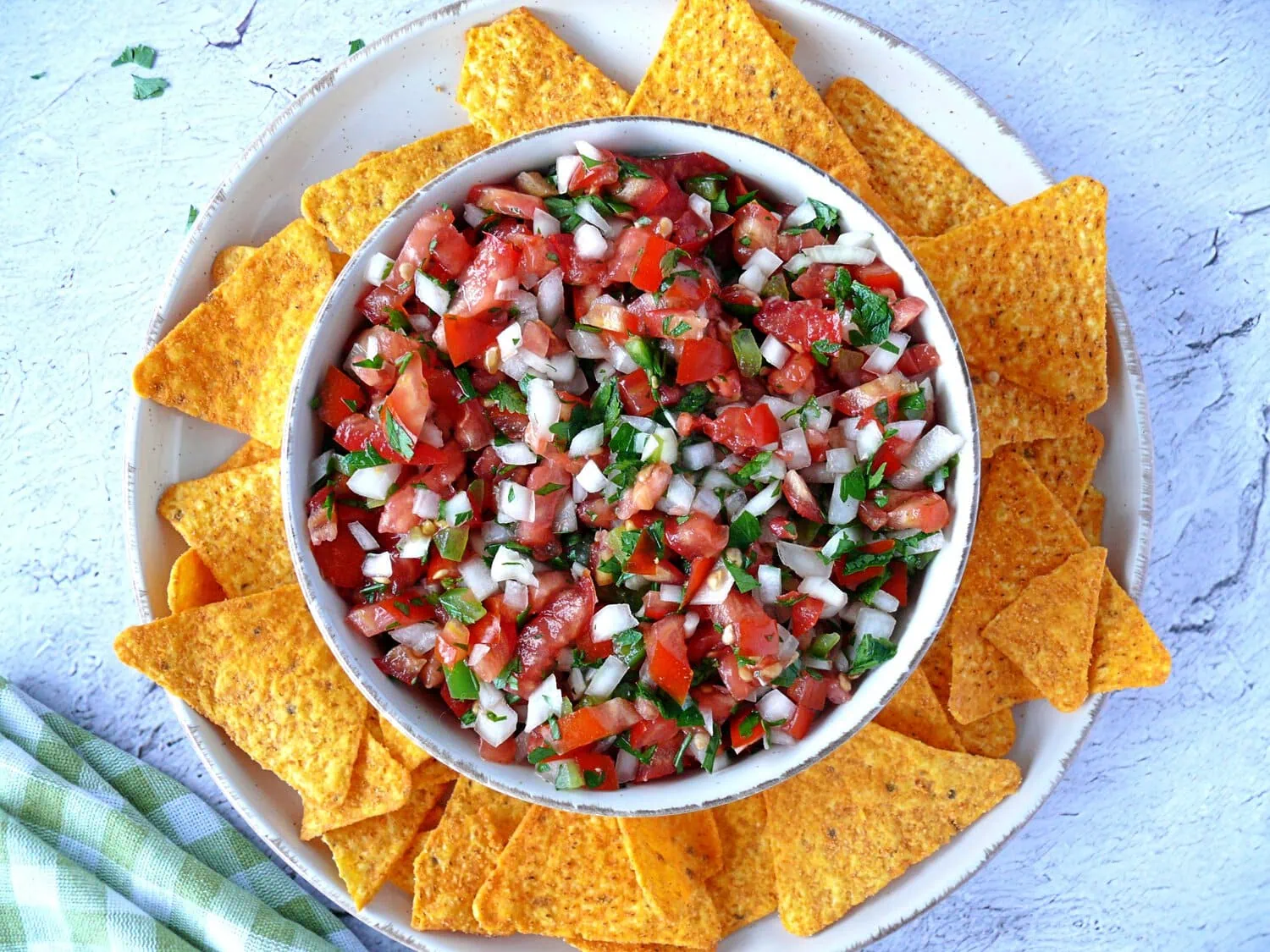 fresh pico de gallo recipe mexican pico de gallo in a bowl with tortilla chips